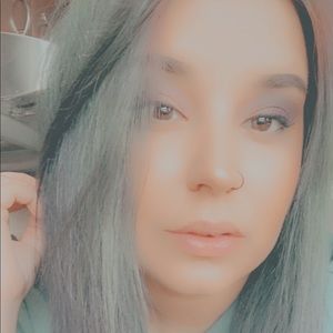 Meet your Posher, Shelbe